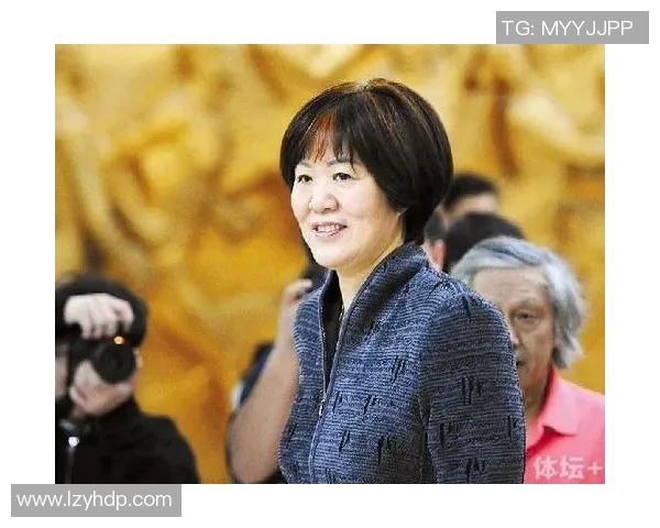 陈芳专访：从排球新星到传奇教练的奋斗与成长之路